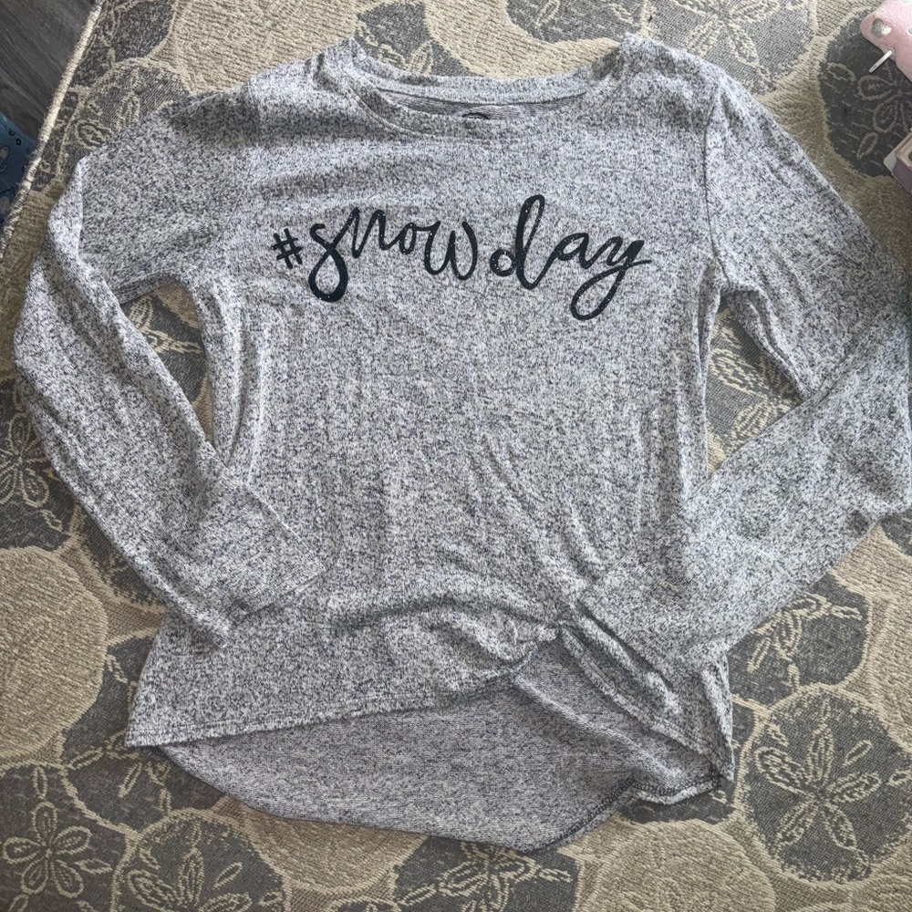 SO Heather Gray Long Sleeve Top